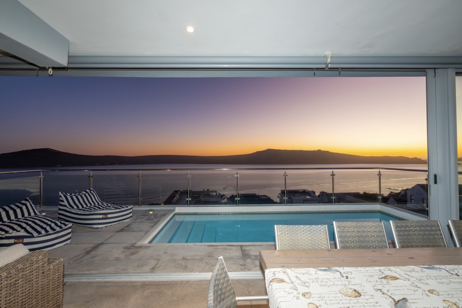 6 Bedroom Property for Sale in Myburgh Park Western Cape